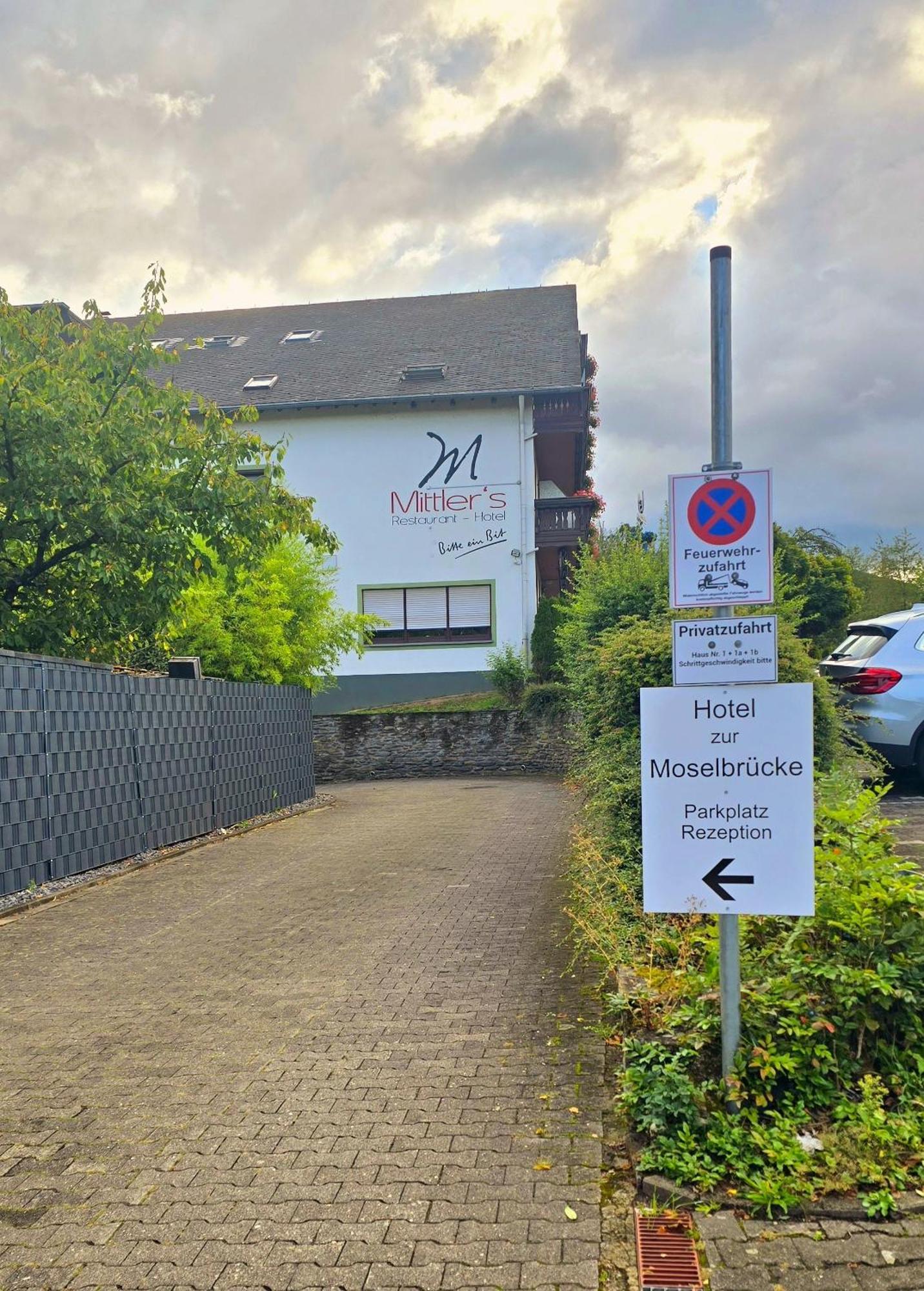 Mittlers Restaurant Hotel Schweich Exterior foto
